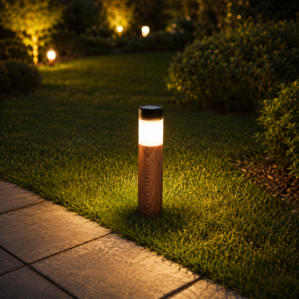 Set 4 Lampi Solare LED pentru Gradina si Alei, Aspect Lemn Natural, Aprindere Automata, Rezistente la Intemperii, Lumina Alba Calda BoomSale