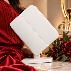 Oglindă Cosmetică LED Pliabilă cu Mărire, 3 Tipuri de Lumină, Intensitate Reglabilă, Control Touch, Suport Rotativ, Albă PromotiiZilnice