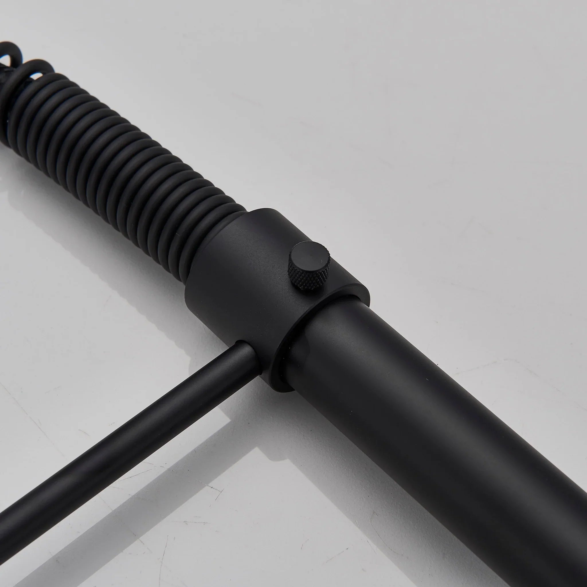 Baterie de bucatarie retractabila, rotire 360 grade, negru, montare pe blat PromotiiZilnice