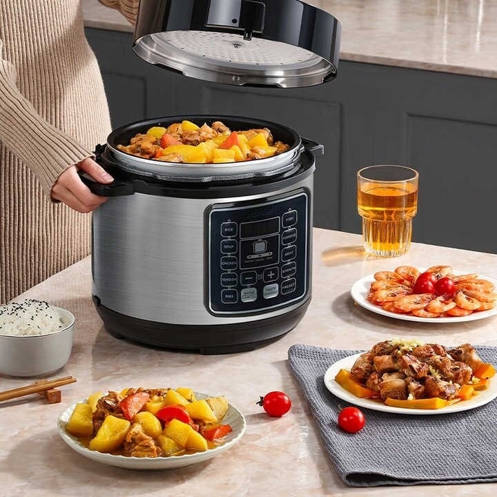 Multicooker 6L cu 14 programe, gatire sub presiune si mentinere la cald, negru/argintiu - PromotiiZilnice