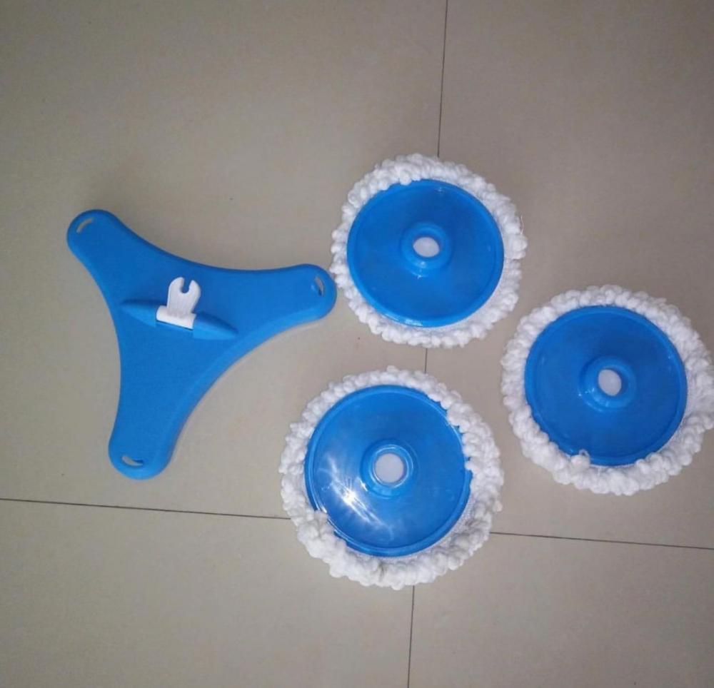 Mop Spray Triplu 600 ml, Microfibra Reutilizabila si Capete Rotative PromotiiZilnice